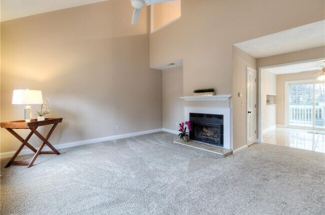 Building Photo - 420 Poplar Glen Ct