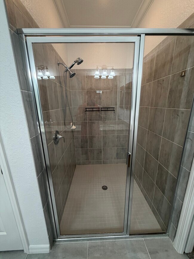 Building Photo - 11815 Bluebird Pl