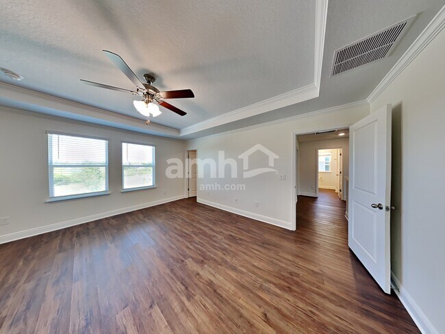 Building Photo - 914 Heavenly Dr