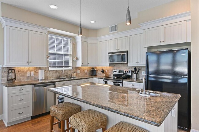 Building Photo - 3912 Bridge Harbor Dr