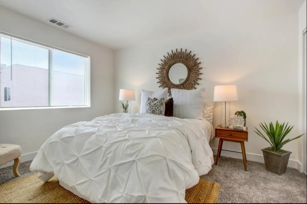 Building Photo - 1115 E Artesia Blvd