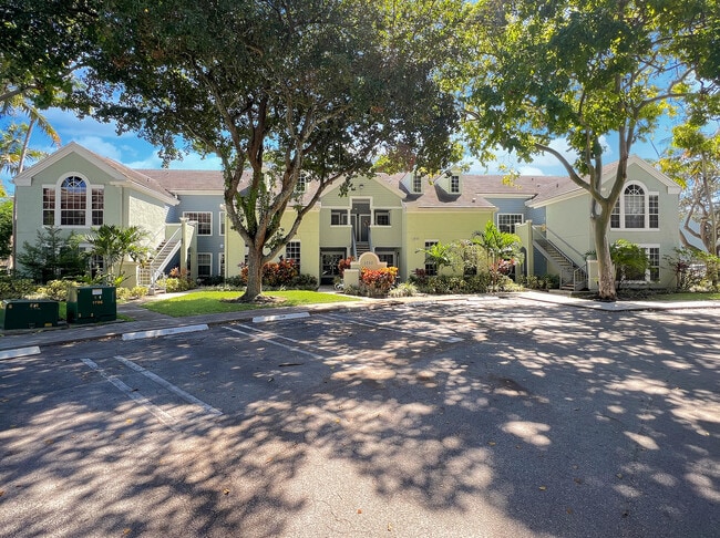 Building Photo - 1050 Crystal Way