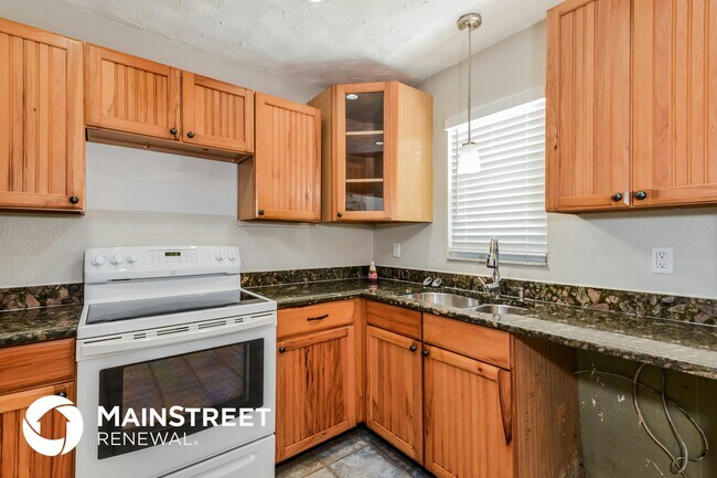 Building Photo - 7164 Mauna Loa Blvd