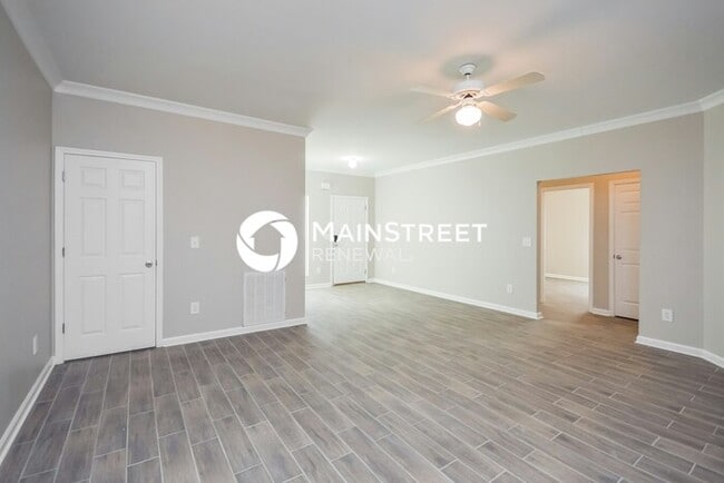 Building Photo - 4 Bedroom Pet-Friendly Home in COVINGTON, ...