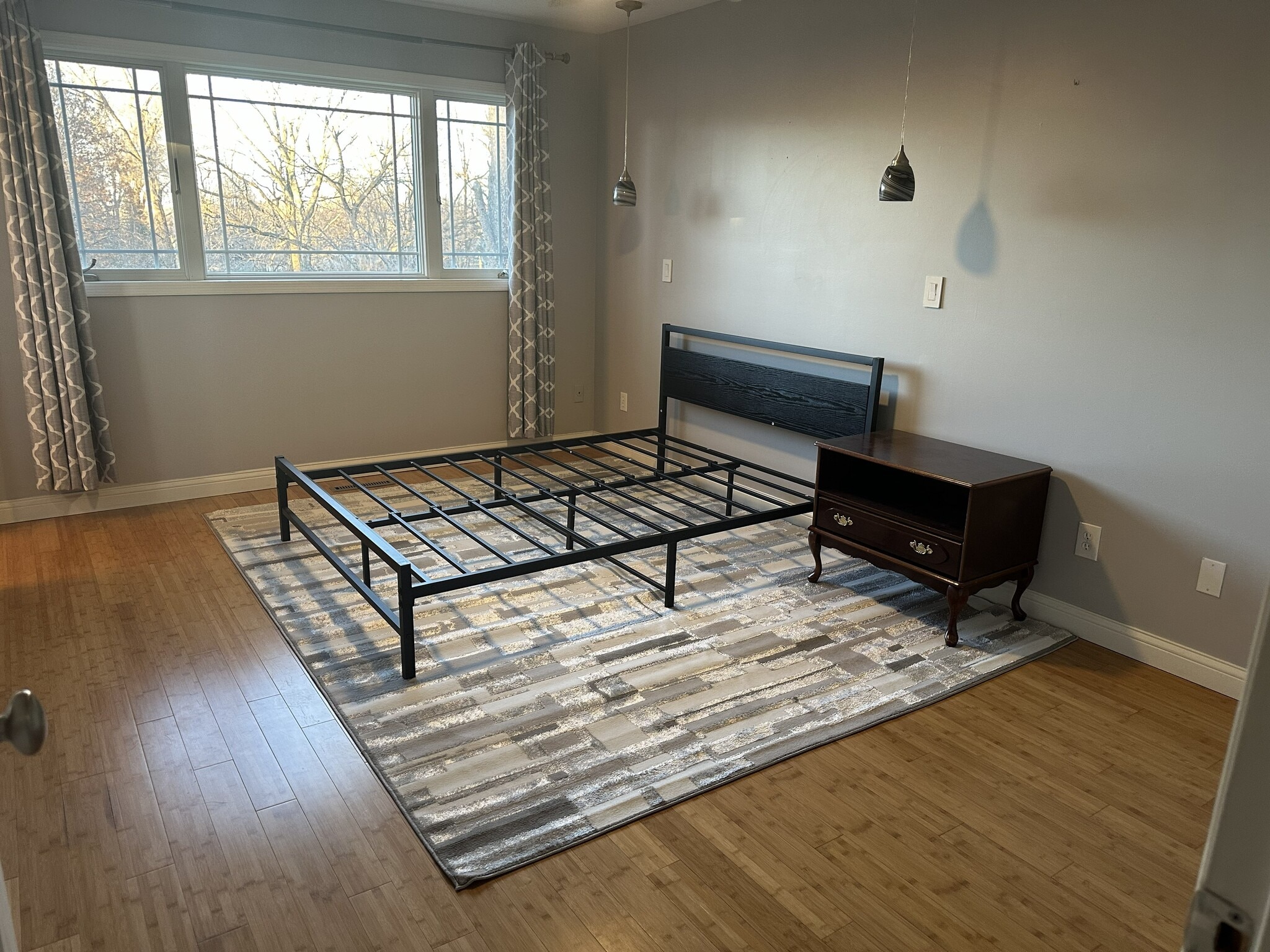 Main Bedroom - 1917 6th St SW