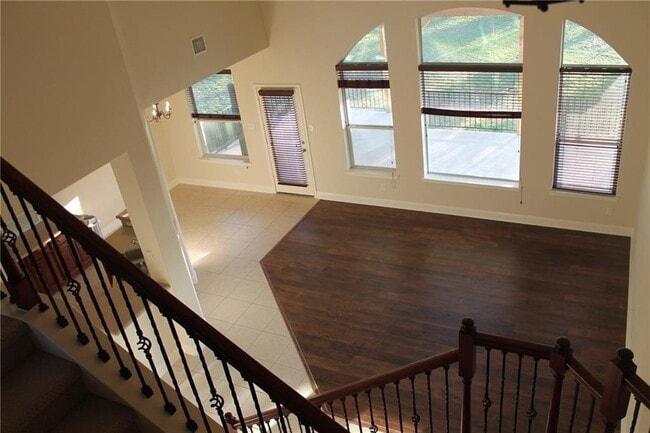 Building Photo - 2513 Rusk Ct