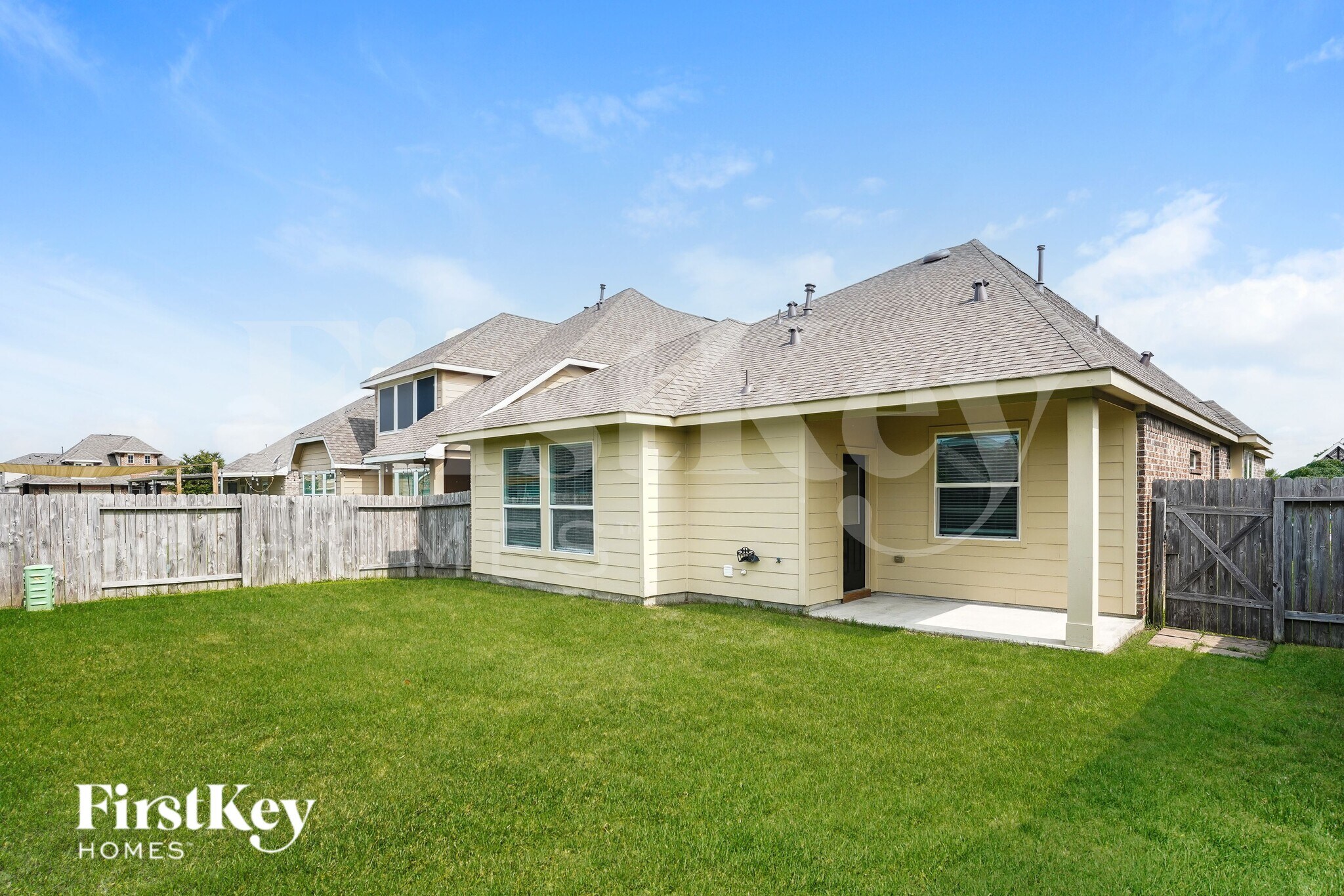 Building Photo - 4810 Bay Vista Dr