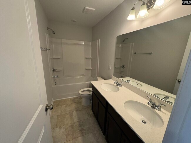 Building Photo - 3080 Hallsdale Dr