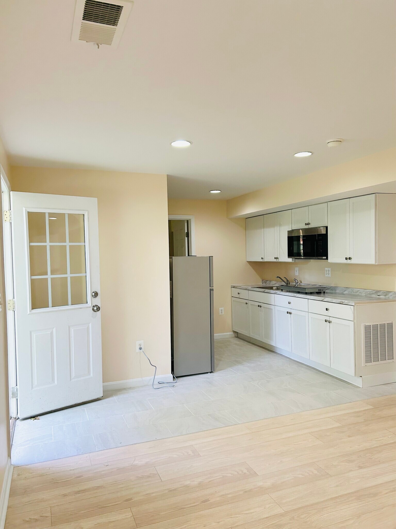 Building Photo - 2416 Neabsco Creek Ct