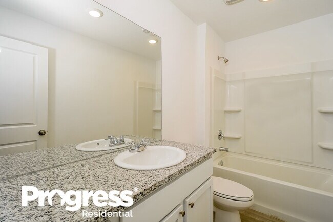 Building Photo - 5933 Antonio Pl