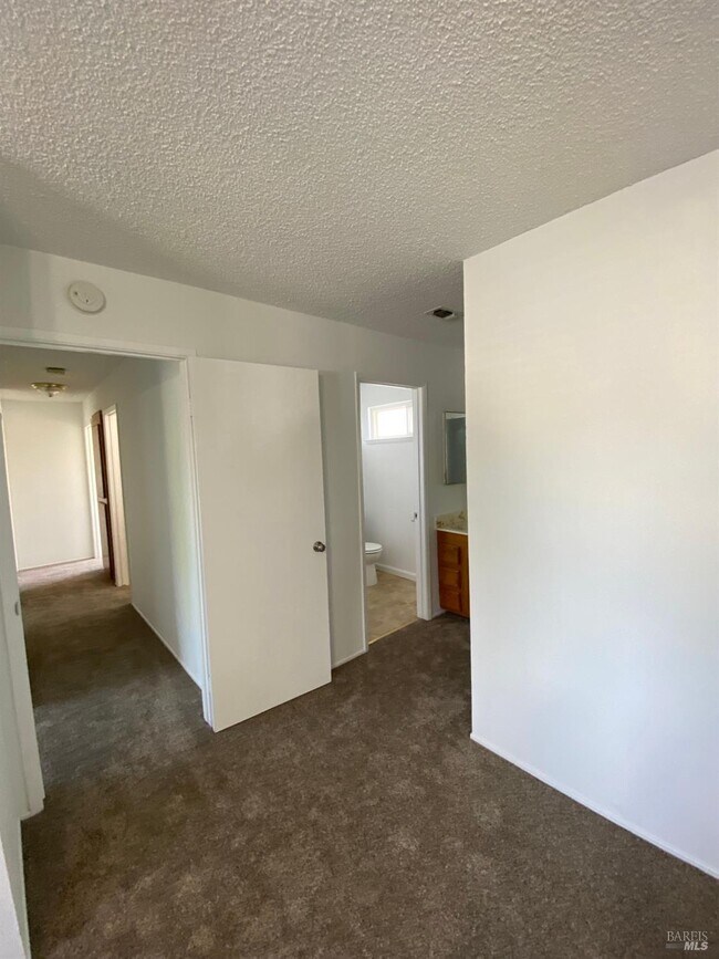 Building Photo - 183 Clayton Cir