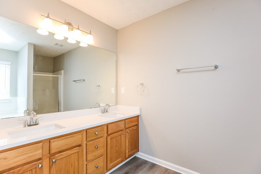 Building Photo - 3487 Temple Ridge Ct SW