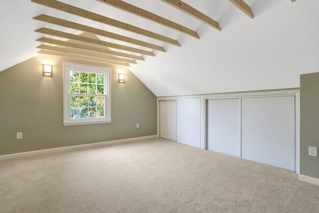 Building Photo - 8005 Candlewood Dr