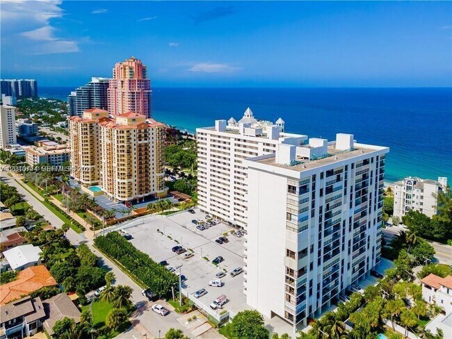 Building Photo - 1901 N Ocean Blvd