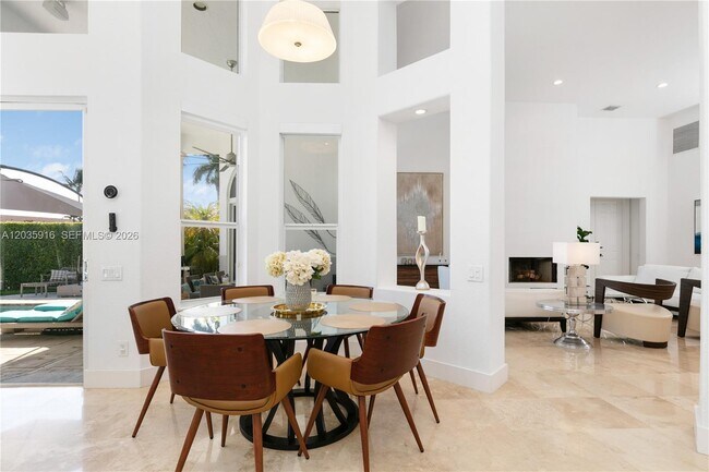 Building Photo - 954 Sanibel Dr