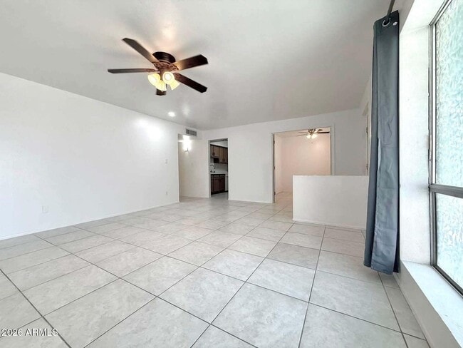Building Photo - 1500 W Rio Salado Pkwy