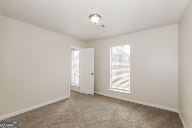 Building Photo - 7434 Chad's Cir