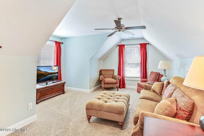 Building Photo - 103 Tomahawk Ct