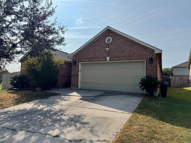 Building Photo - 8607 Sunny Gallop Dr