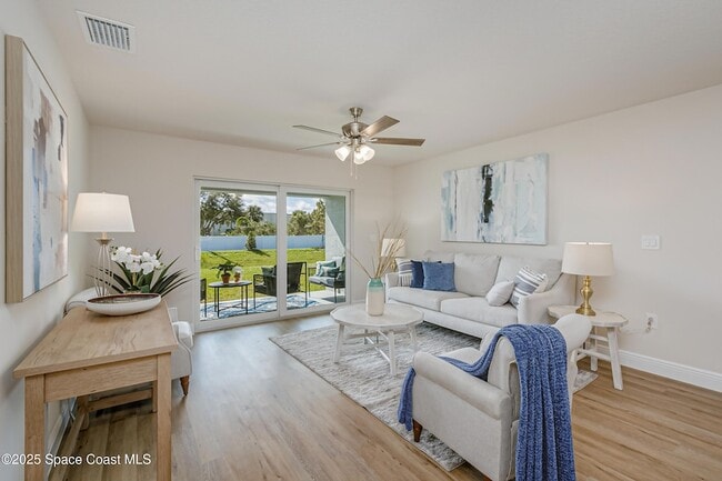 Building Photo - 167 Hidden Woods Pl