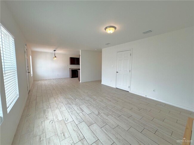 Building Photo - 21 Buen Camino St