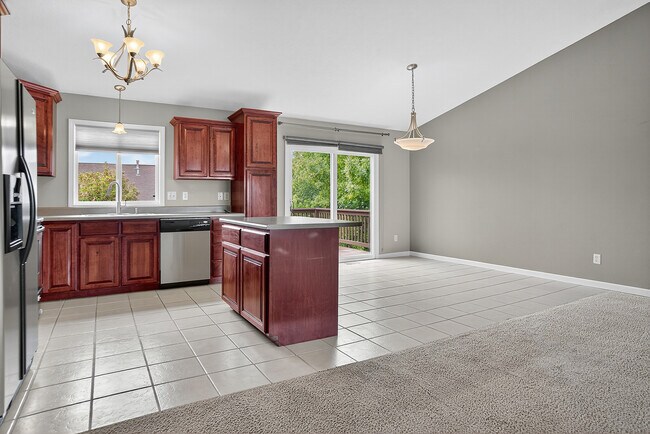 Building Photo - 401 Kahler Ct