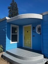 Building Photo - 300 Ridgway Ave