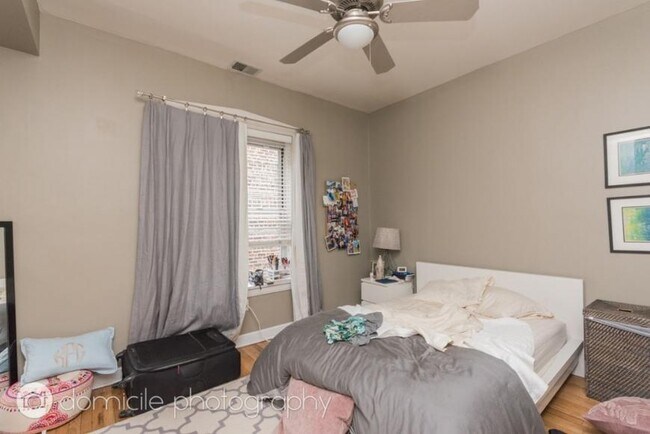 Building Photo - 2 bedroom in Chicago IL 60657
