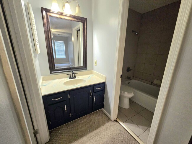Building Photo - Charming & Fully Updated 4-BR Home in Montgomery – Section 8 Approved!