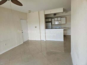 Building Photo - 6360 Aragon Way