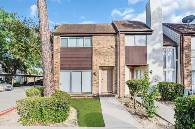 Primary Photo - 17210 Imperial Valley Dr