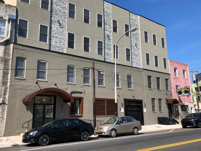 Primary Photo - 1232 Ridge Ave