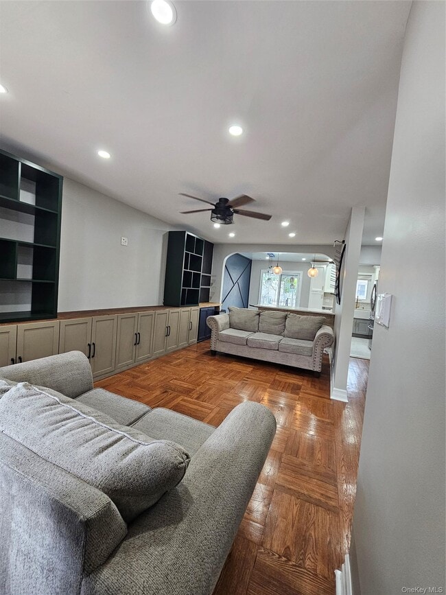 Building Photo - 2082 Pitman Ave