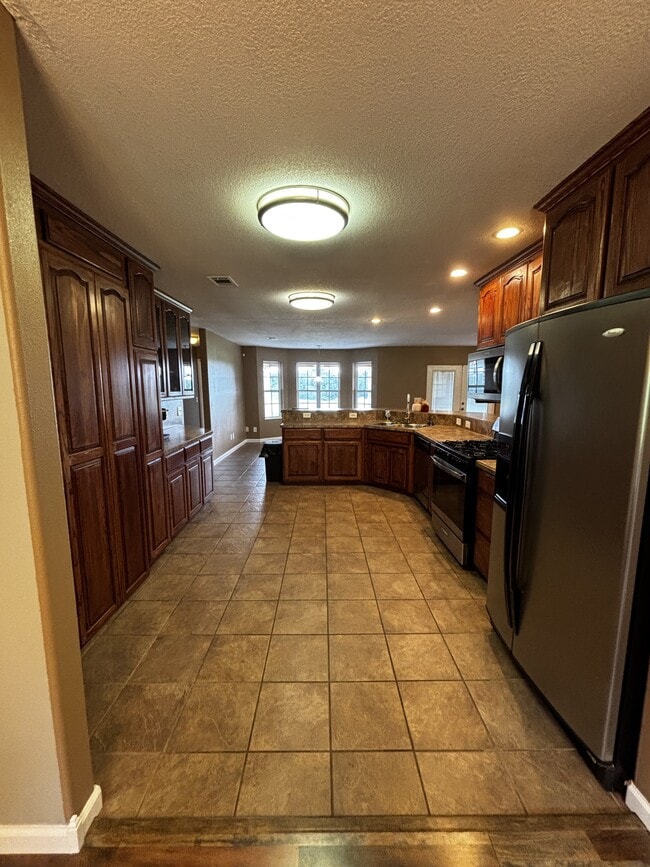 Building Photo - 1526 US-64