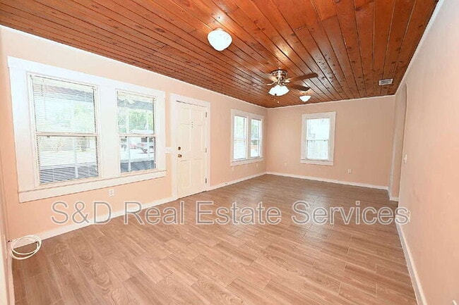 Building Photo - 4629 Old Rd 37