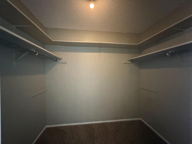 Building Photo - 5305 Indio Cove