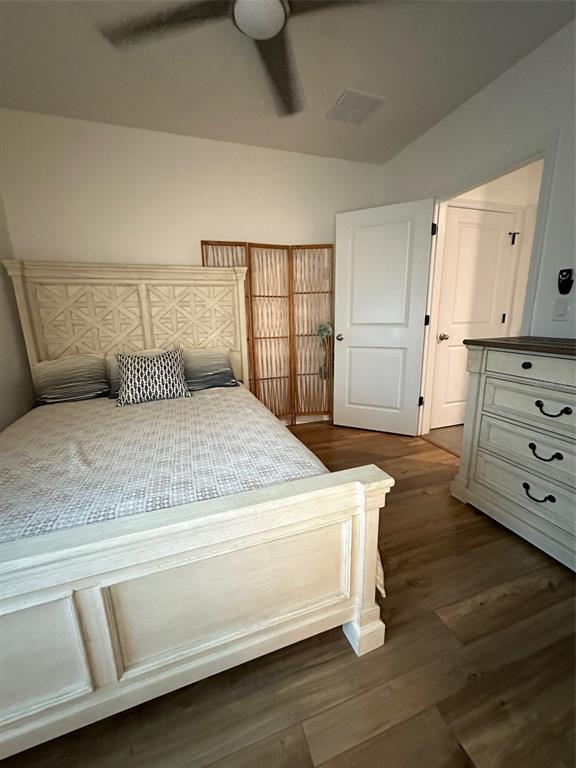 Building Photo - 11167 Leland Groves Dr