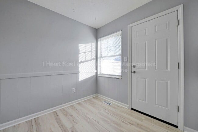 Building Photo - 3039 Morsetowne Ct N