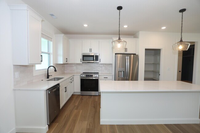 Building Photo - 4605 Chambers Bay Dr
