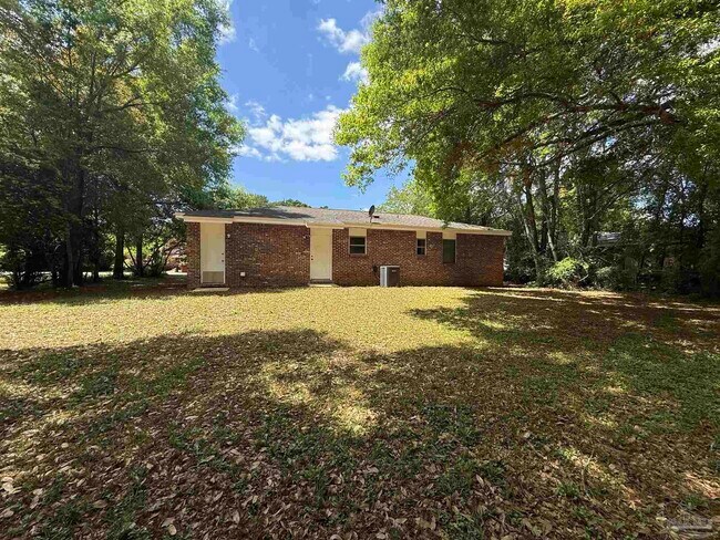 Building Photo - 4204 W Avenida De Golf