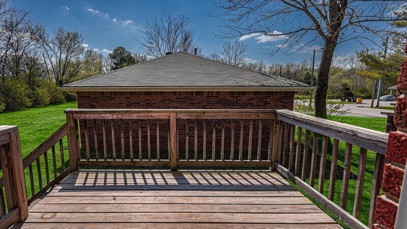 Building Photo - 815 Golf View Pl