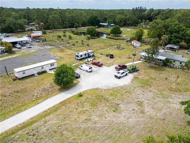 Building Photo - 17841 Palm Creek Dr