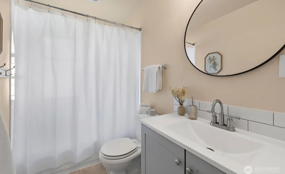 New bathroom - 3734 S Ainsworth Ave