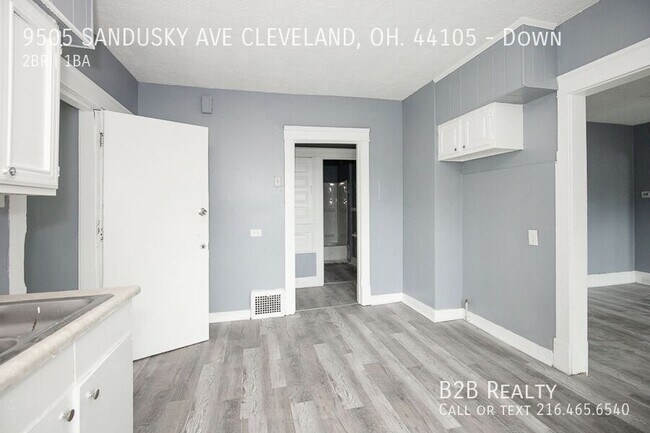 Building Photo - 9505 Sandusky Ave