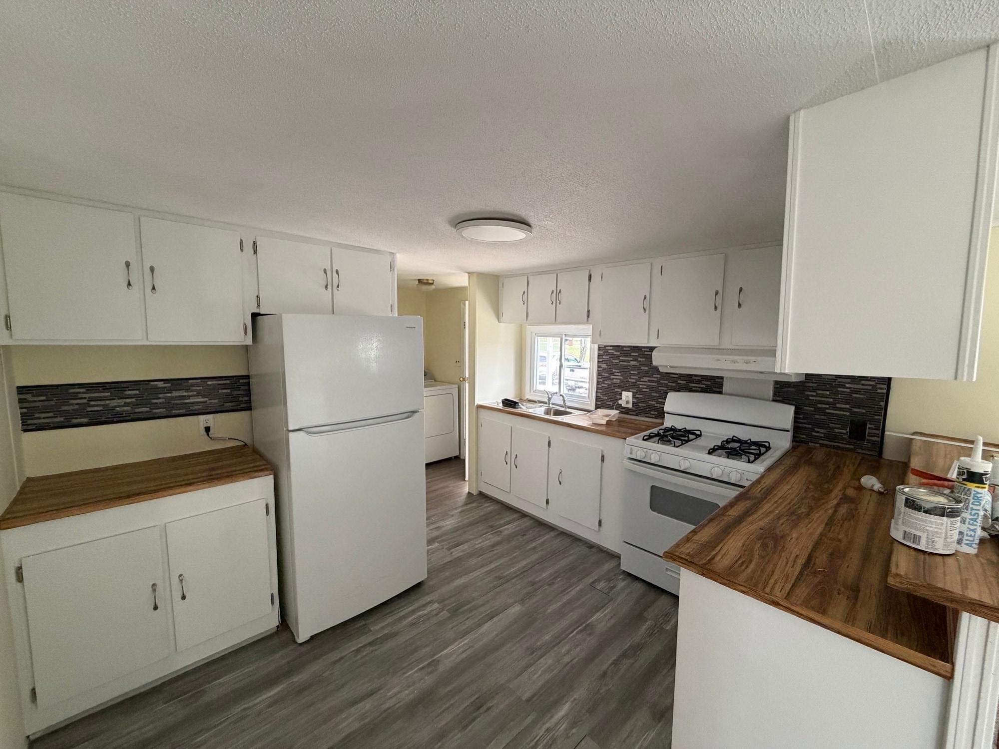 Building Photo - 3008 Church Hill Rd