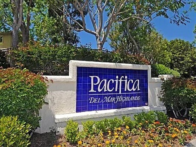 Building Photo - Pacifica Del Mar Highlands - 2 Bedroom 2 Bathroom Retreat