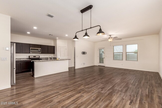 Building Photo - 5875 N 195th Dr