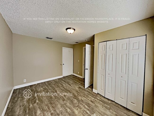 Building Photo - 5968 Ithaca Cir W