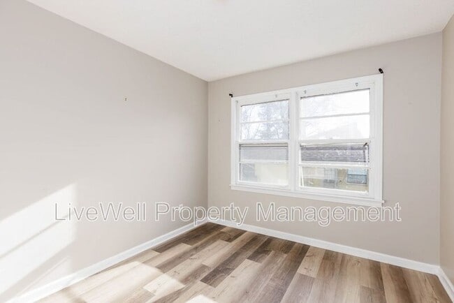 Building Photo - 1169 Dogwood Ln