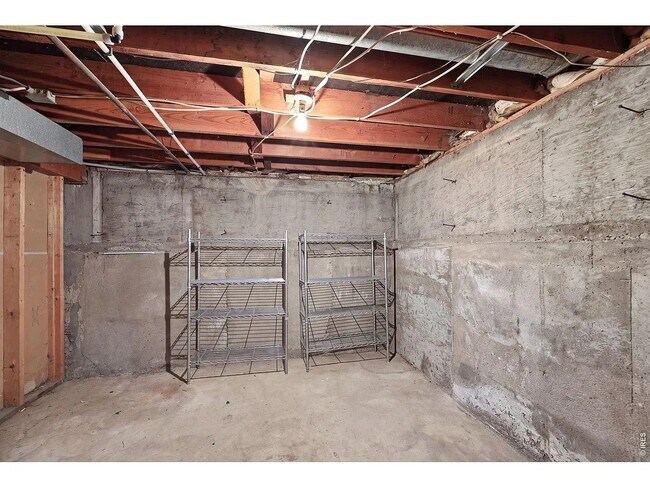 Building Photo - 7950 Pontiac St